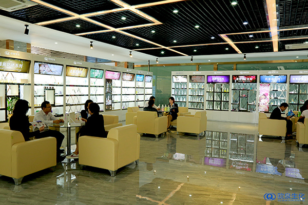 創業者如何開好化妝品店？